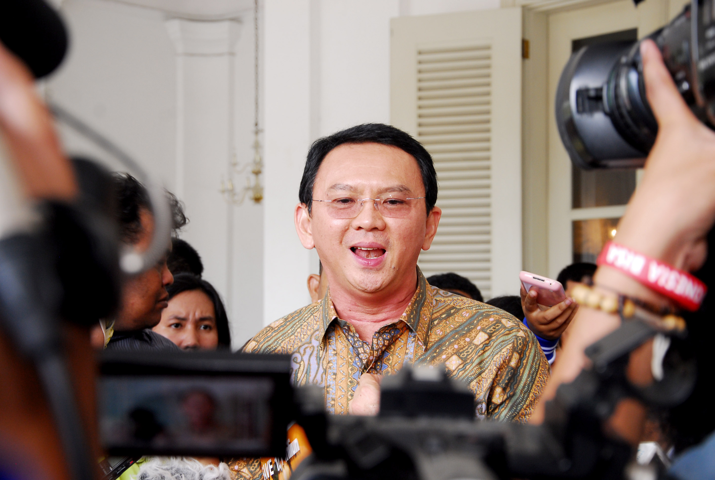 29AHOK TERIMA DEMONSTRAN 3.jpg